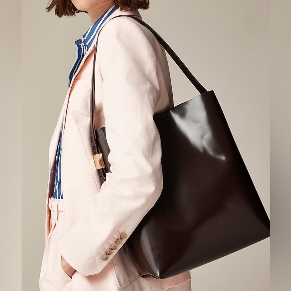 👜 J.Crew Edie Bucket Bag in Italian Leather Cocoa Berry Brown. Fits 14” Laptop 👜